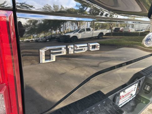 Used 2016 Ford F150 Lariat w/ Equipment Group 502A Luxury image 23