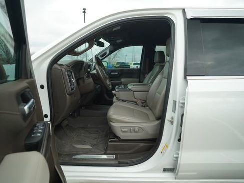 Used 2019 Chevrolet Silverado 1500 LTZ image 11