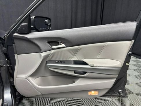 Used 2010 Honda Accord EX-L image 23