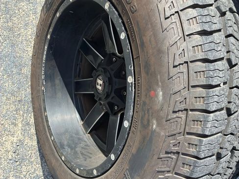 Used 2014 RAM 1500 Express w/ Black Ram 1500 Express Group image 16