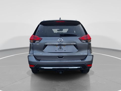 Used 2017 Nissan Rogue SL w/ SL Premium Package image 6