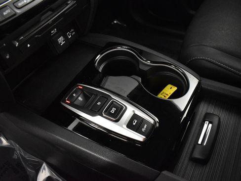 Used 2022 Honda Pilot Touring image 33