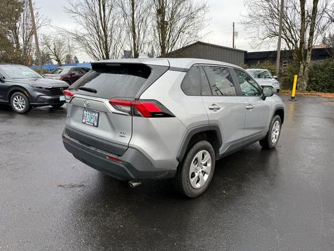 Used 2023 Toyota RAV4 LE image 10