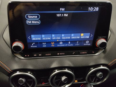 Used 2023 Nissan Sentra SR w/ SR Premium Package FWD image 25