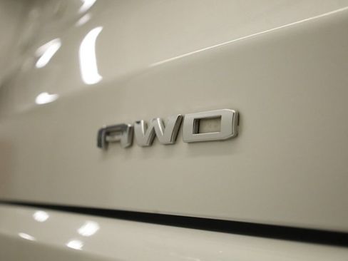 Used 2023 GMC Acadia Denali w/ Denali Ultimate Package image 47