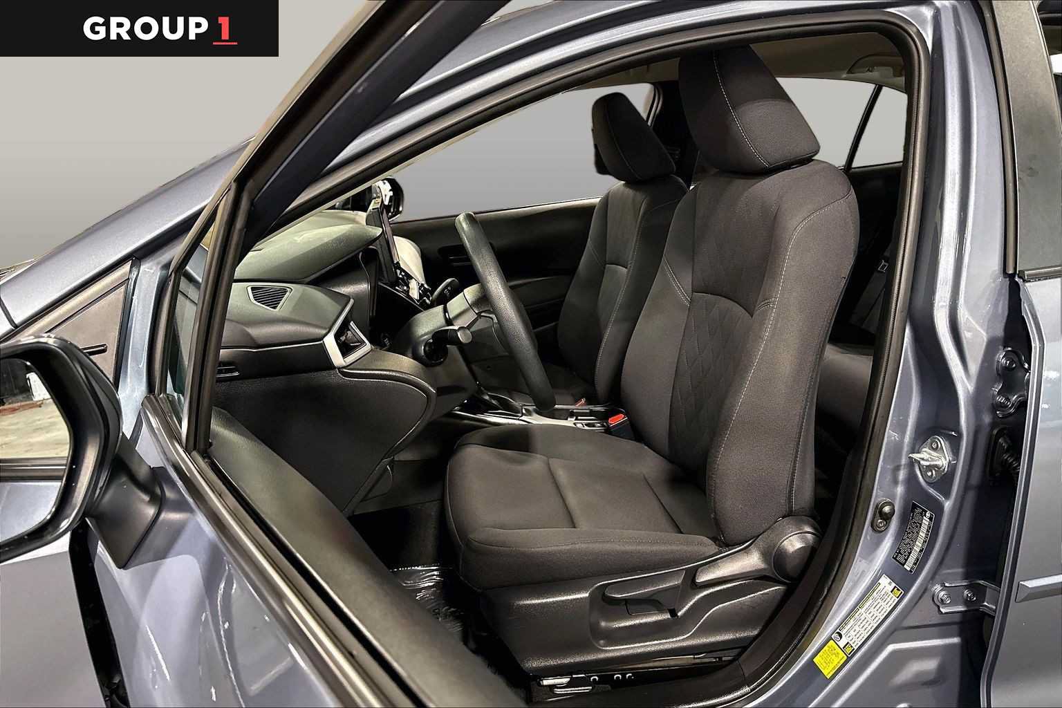 Certified 2025 Toyota Corolla LE FWD image 8