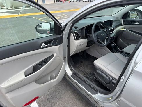 Used 2021 Hyundai Tucson SE AWD/4WD image 9