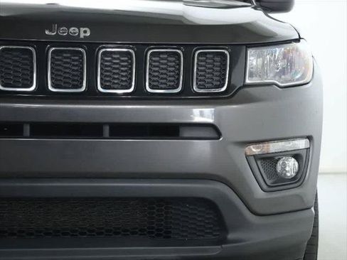 Certified 2021 Jeep Compass Latitude AWD/4WD image 7
