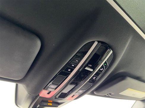 Used 2021 Porsche Cayenne Coupe image 70