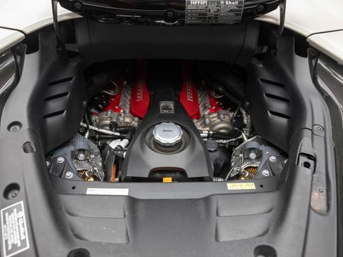 Certified 2022 Ferrari SF90 Spider image 34