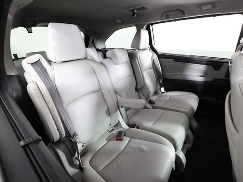 Used 2019 Honda Odyssey EX-L image 21
