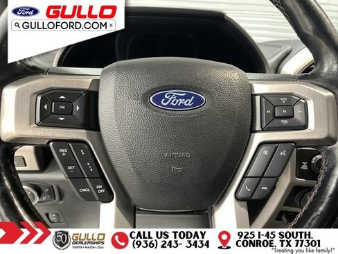 Used 2018 Ford F150 Platinum w/ Equipment Group 701A Luxury AWD/4WD image 24