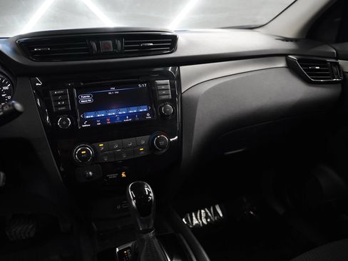 Used 2021 Nissan Rogue Sport S AWD/4WD image 29