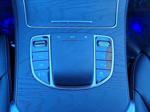 Certified 2022 Mercedes-Benz GLC 300 image 20