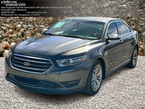 Used 2018 Ford Taurus Limited image 1