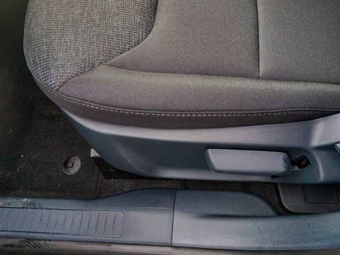 New 2025 Ford Maverick XL image 19