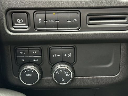 Used 2021 Chevrolet Tahoe RST w/ Rear Media and Nav Package image 34