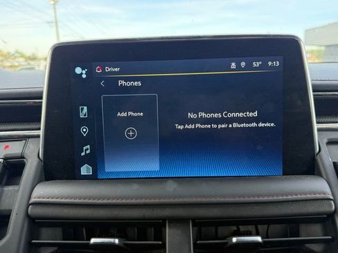 Used 2022 Chevrolet Suburban RST w/ Luxury Package image 28