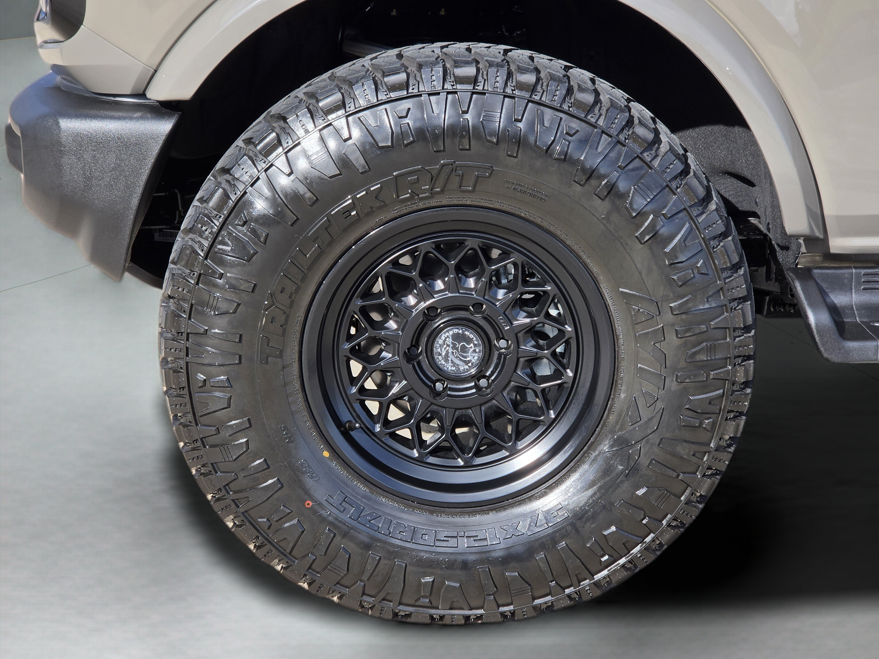 Used 2026 Ford Bronco Outer Banks AWD/4WD image 31