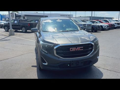Certified 2019 GMC Terrain SLE FWD image 3