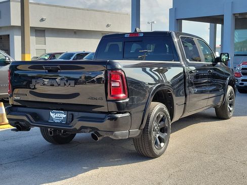 Used 2025 RAM 1500 Big Horn AWD/4WD image 4
