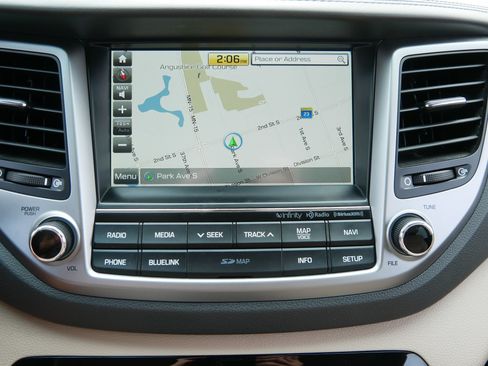 Used 2017 Hyundai Tucson Limited w/ Cargo Package AWD/4WD image 22
