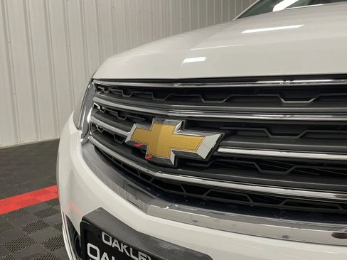 Used 2017 Chevrolet Traverse LT image 8