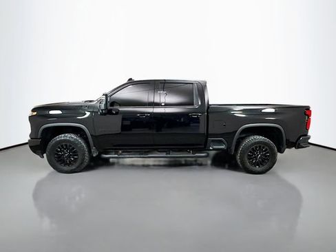 Used 2024 Chevrolet Silverado 3500 LTZ w/ LTZ Plus Package image 4
