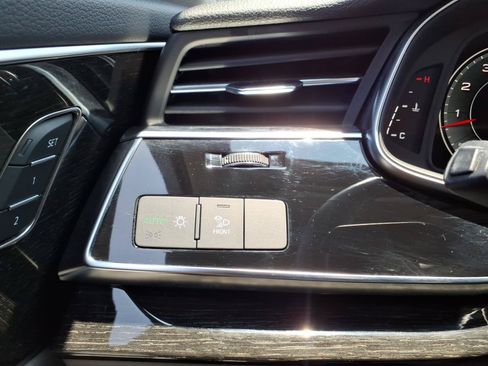 Used 2023 Audi Q7 3.0T Premium Plus AWD/4WD image 19