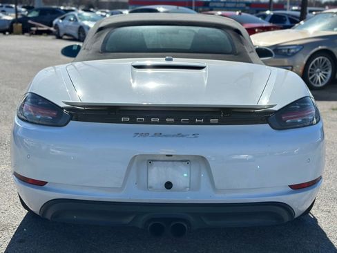 Used 2017 Porsche 718 Boxster S image 12