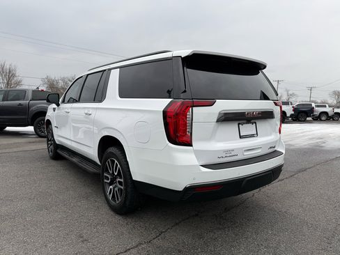 Used 2021 GMC Yukon XL AT4 w/ Rear Media and Nav Package image 4