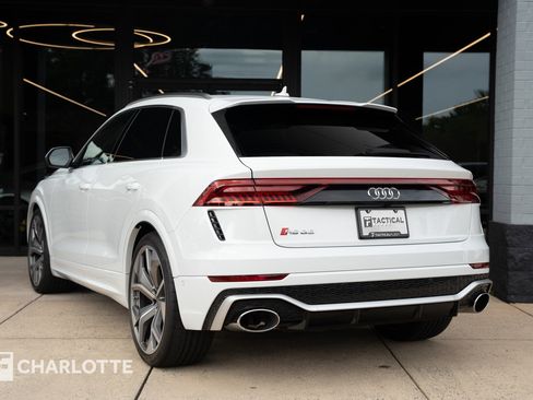 Used 2024 Audi RS Q8 image 11