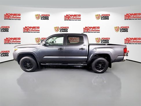Certified 2022 Toyota Tacoma SR5 image 12