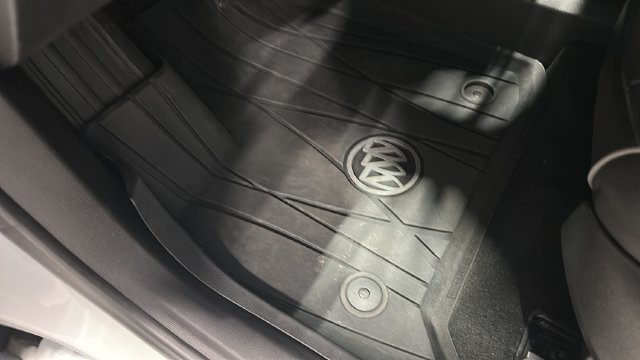 Used 2022 Buick Enclave Avenir w/ Avenir Technology Package AWD/4WD image 13