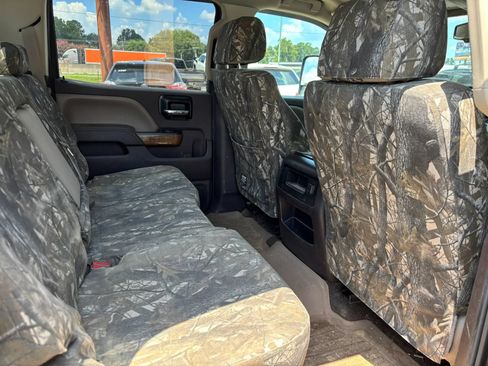 Used 2015 GMC Sierra 3500 SLE w/ SLE Preferred Package AWD/4WD image 14