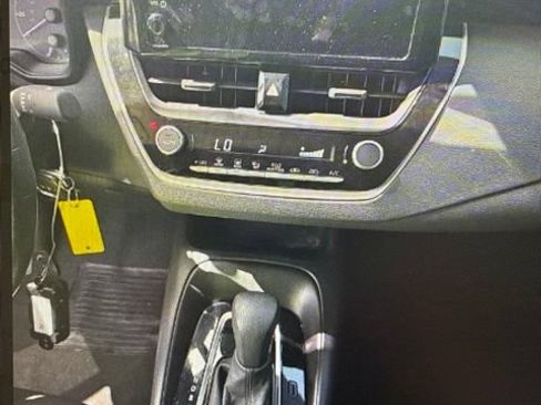 Used 2024 Toyota Corolla LE FWD image 15