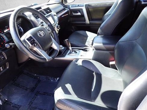 Used 2018 Toyota 4Runner Limited AWD/4WD image 10
