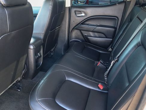 Used 2017 GMC Canyon SLT AWD/4WD image 19