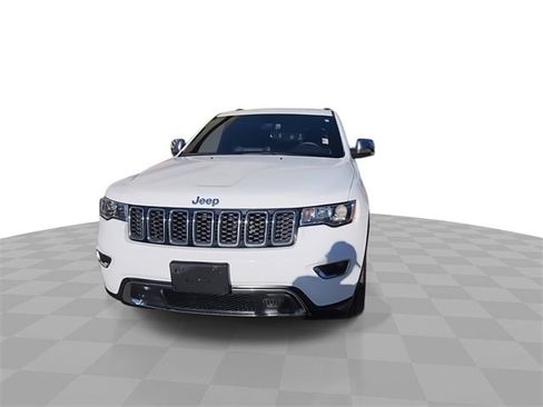 Used 2021 Jeep Grand Cherokee Limited image 3