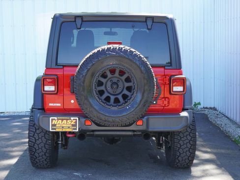 Used 2018 Jeep Wrangler Unlimited Rubicon AWD/4WD image 5