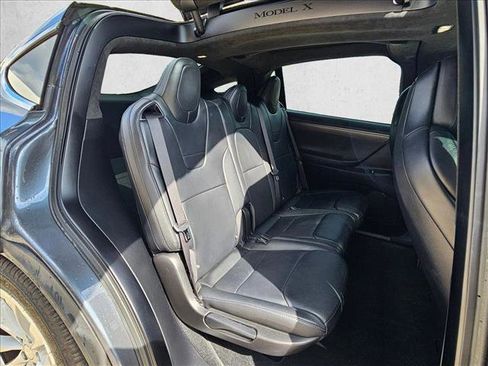 Used 2017 Tesla Model X 75D image 17