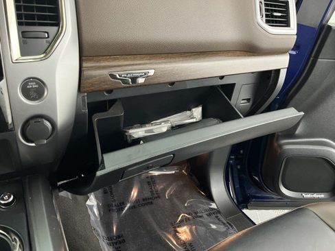 Used 2018 Nissan Titan Platinum Reserve RWD image 33
