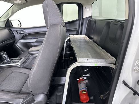 Used 2022 Chevrolet Colorado LT w/ Fleet Safety Package RWD image 26