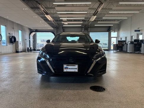 Used 2023 Nissan Altima 2.5 S FWD image 2