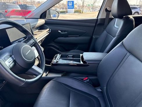 Certified 2025 Hyundai Tucson Limited image 13