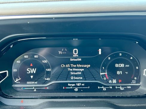 Used 2023 GMC Yukon XL Denali image 23