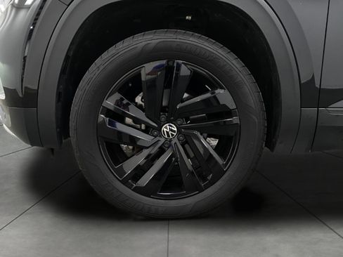 Used 2022 Volkswagen Atlas Cross Sport SE AWD/4WD image 13