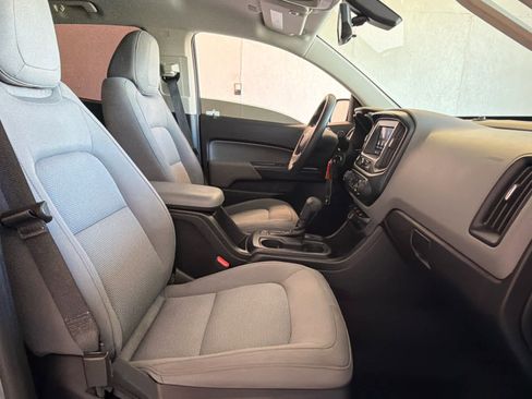 Used 2021 Chevrolet Colorado W/T w/ WT Convenience Package image 20