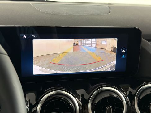Used 2026 Mercedes-Benz GLA 250 4MATIC image 18