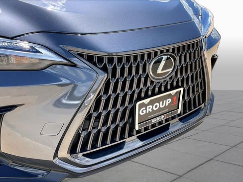 Used 2025 Lexus NX 250 FWD w/ Accessory Package (2T) image 30